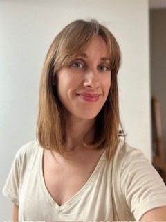 [Portrait de la fondatrice]